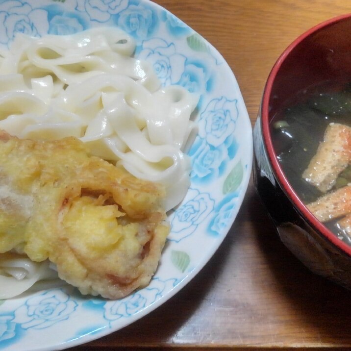 温ったかつけうどん…いかげそ天添え